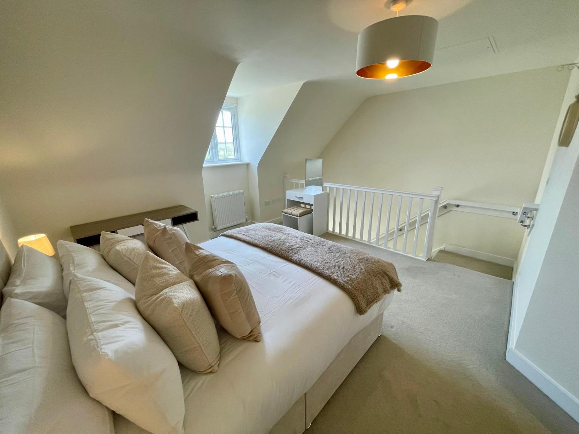 3-Bedroom Luxury Stay With Free Parking Market Harborough Eksteriør billede